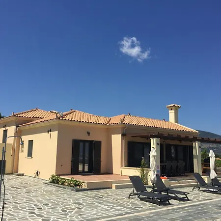Striking Kefalonia - 5 Bedrooms - Saluto - Spectacular Sea Views - Close To *