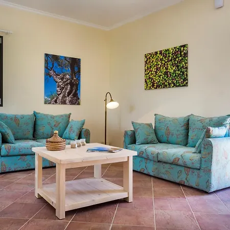 Striking Kefalonia - 5 Bedrooms - Saluto - Spectacular Sea Views - Close To