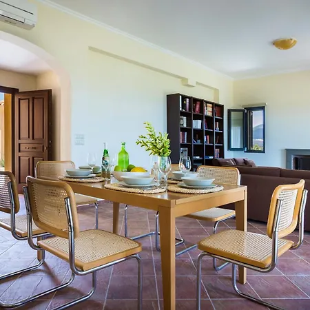 Striking Kefalonia - 5 Bedrooms - Saluto - Spectacular Sea Views - Close To Kefalonia Island