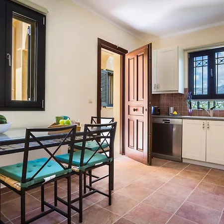 Striking Kefalonia - 5 Bedrooms - Saluto - Spectacular Sea Views - Close To *