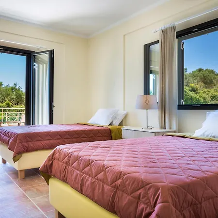 Βίλα Striking Kefalonia - 5 Bedrooms - Saluto - Spectacular Sea Views - Close To