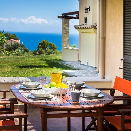 Вилла Striking Kefalonia - 5 Bedrooms - Saluto - Spectacular Sea Views - Close To Кефалония